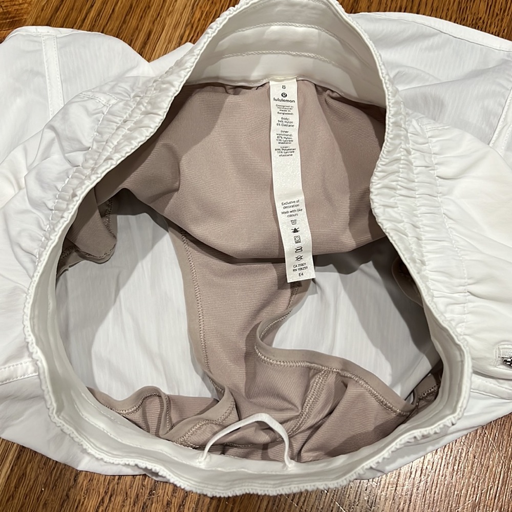 Nwot Lululemon Tracker Lined Shorts 4” Size 8 Whi… - image 7